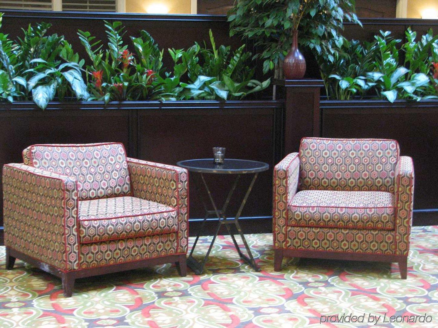 Embassy Suites By Hilton Tampa Brandon Interior photo